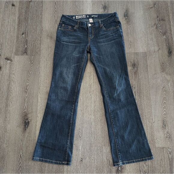 Mossimo Supply Co. Women's Bootcut Jeans 9 Short - Picture 1 of 7
